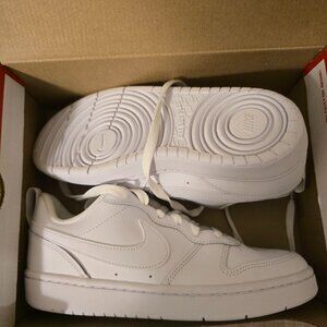 Nike court borough low